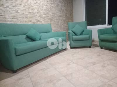 طقم قعده ٣ قطع شبه جديد