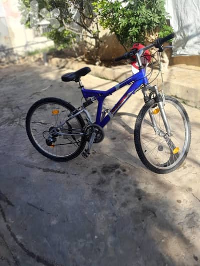 عدلون حد  ملعب المحطة