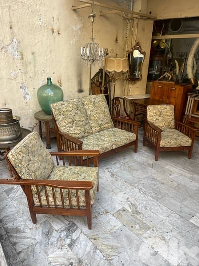 Antique Morris Set Of Three Armchairsطقم شاز موريس