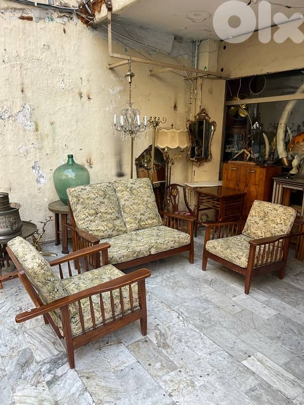 Antique Morris Set Of Three Armchairsطقم شاز موريس 1