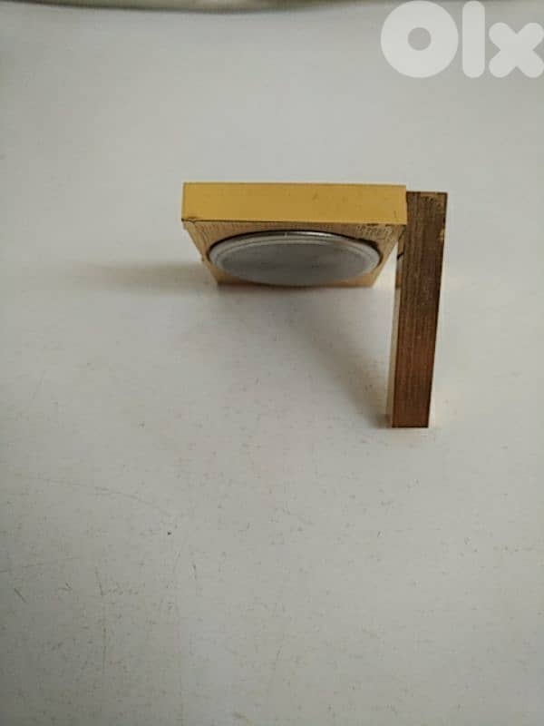 Vintage L'Express desk watch - Not Negotiable 2