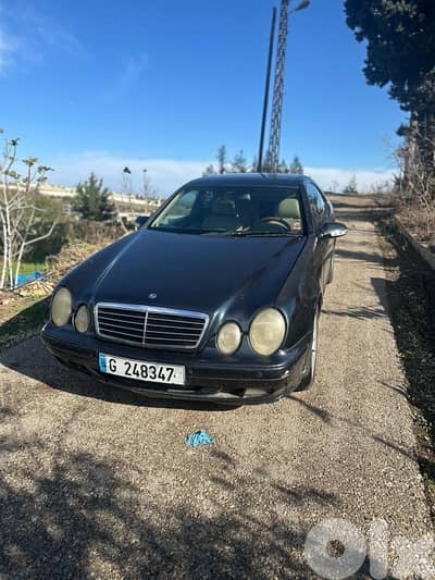 Mercedes-Benz CLK-Class 2000