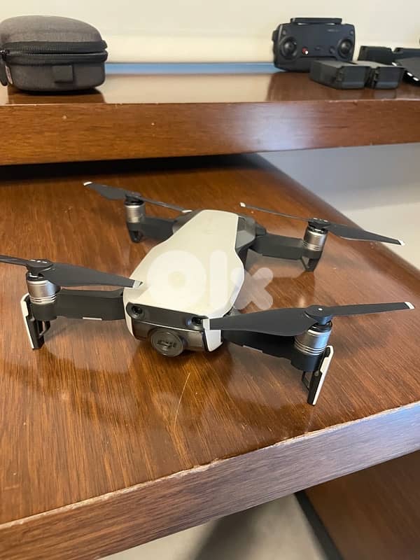 DJI Mavic Air Drone – Fly More Combo – Excellent Condition 5