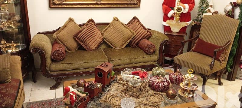 salon 4 pieces like new 400$ final price 4