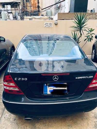 Mercedes-Benz C-Class 2005