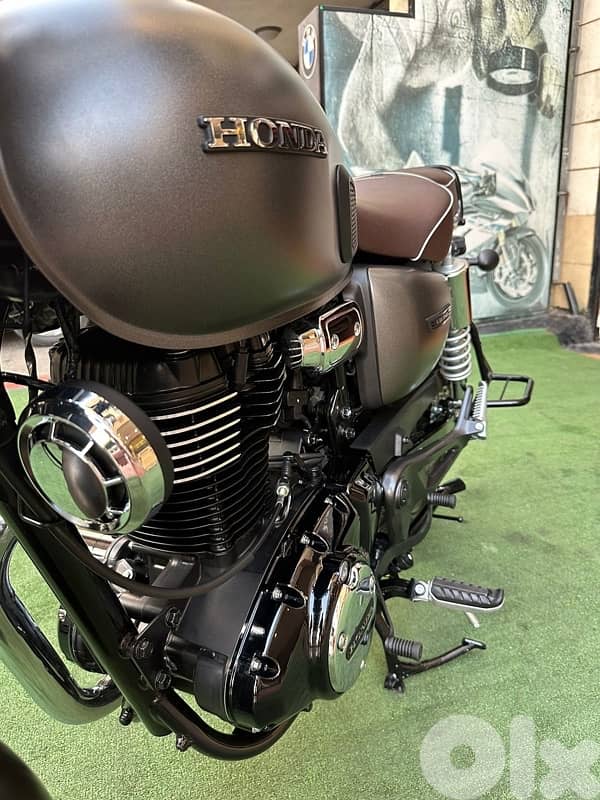 Honda CB 350 Classic okm 2025 8