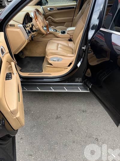 Porsche Cayenne 2011