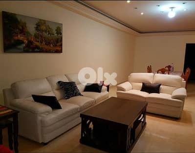 صالون جلد ٣ كنبايات ابيض مستعمل