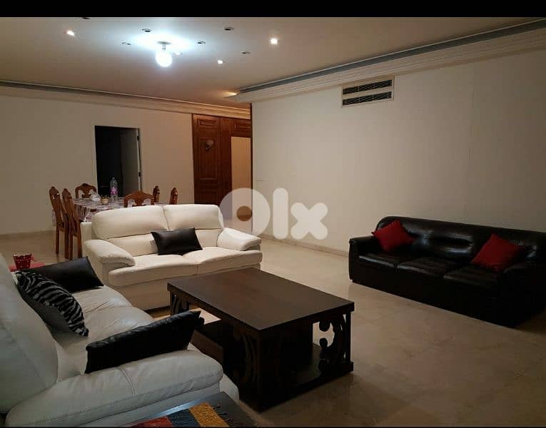 صالون جلد ٣ كنبايات ابيض مستعمل 1