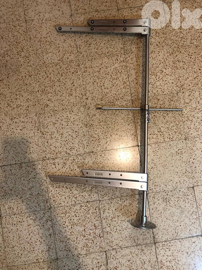 SINGER Industrial sewing machine 2