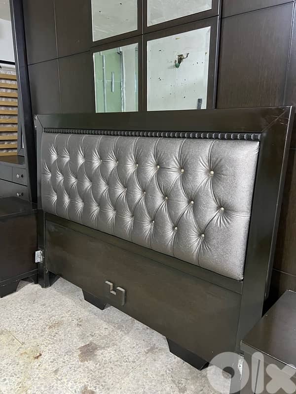 غرفة نوم خشب لاتي قشرة زان بعدا شبه جديد للتواصل 81535058 2