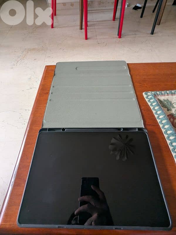 Samsung Galaxy Tab S7 FE – Excellent Condition 3