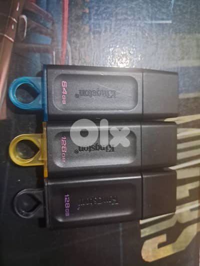 3 Kingston USB flash drives for sale