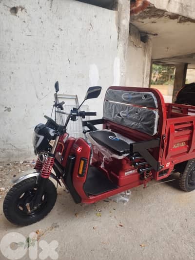 توك توك للإيجار جديد