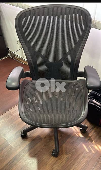 Herman Miller aeron office chair size B