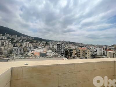 Zouk Mosbeh/ Triplex Apartment for Rent -750$ - زوق مصبح/ثلاثي للإيجار