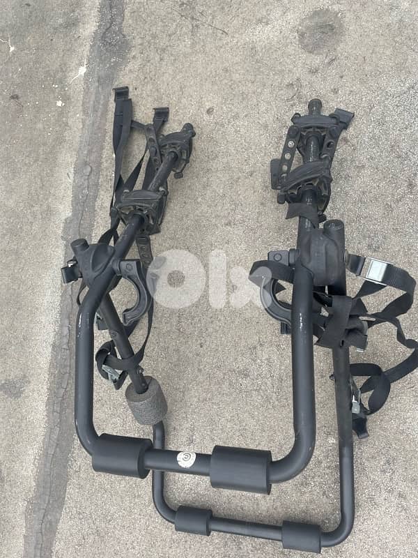 bicycle shogun with stand giat for 2 bike like new 150$ 5