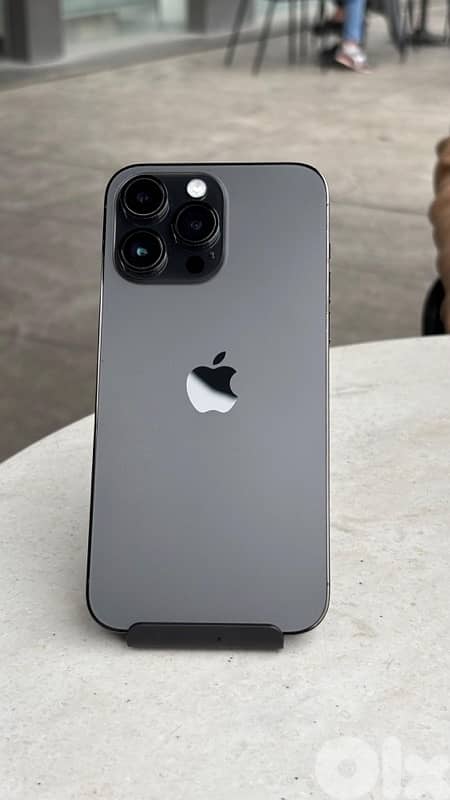 iPhone 14 Pro Max — 256GB 4