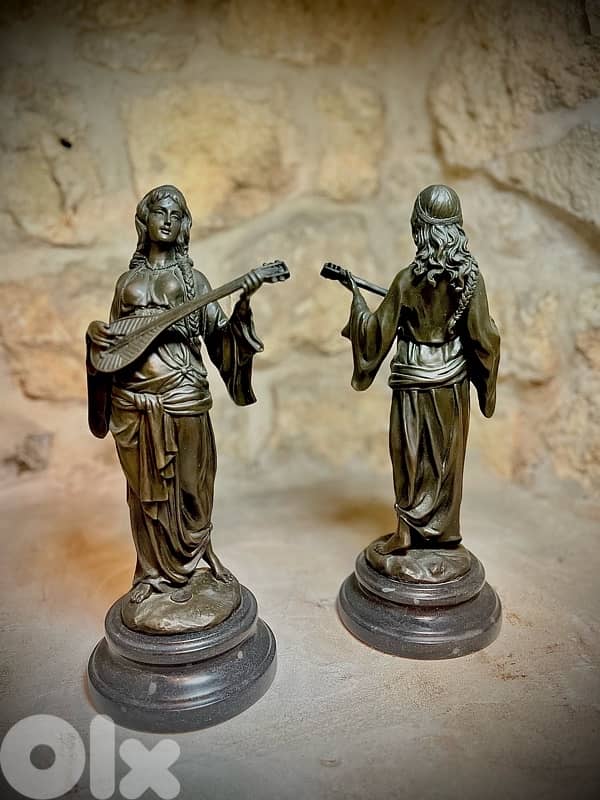 Bronze Sculptures - 20th century 2