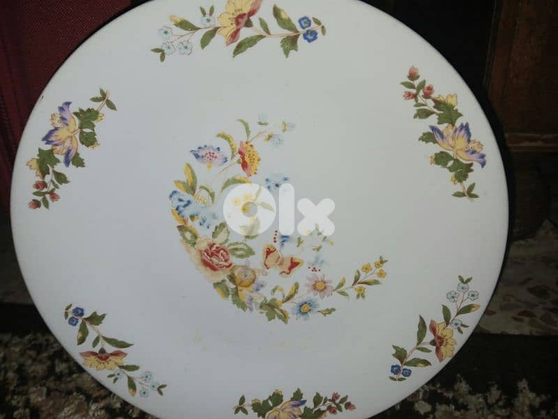 صحون. وفناجين قهوة 1