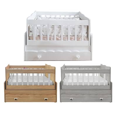 Wooden Baby Bed With Dresser - سرير طفل خشبي مع درج