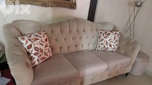 صالون حالة ممتازة جدا