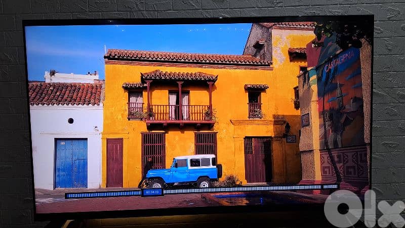 For sale Sony X85j - 65 inch - 120hz 3