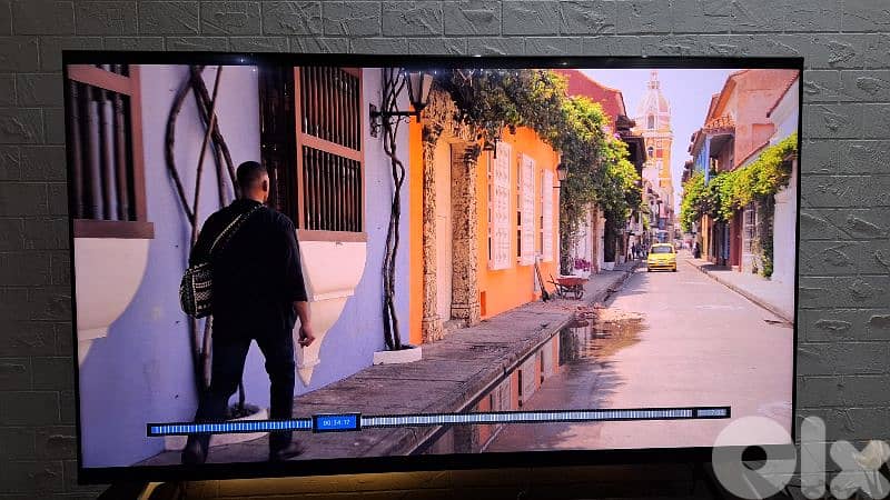 For sale Sony X85j - 65 inch - 120hz 4