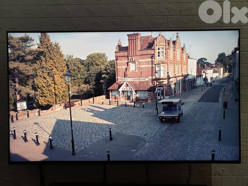 For sale Sony X85j - 65 inch - 120hz 5