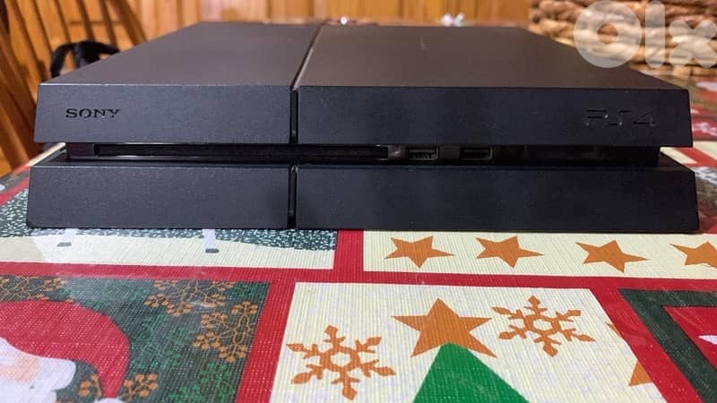 PS4 Fat 1 terra with one controller 1