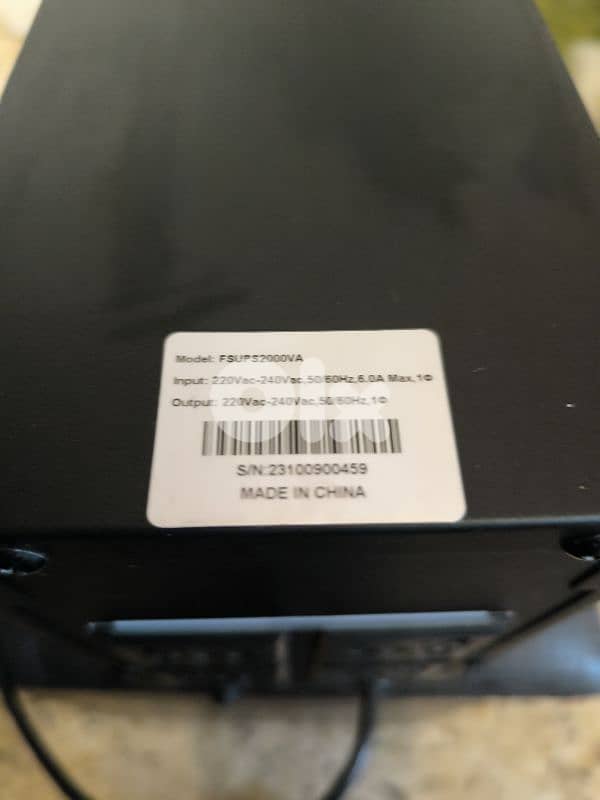 UPS / FSUPS2000VA 2