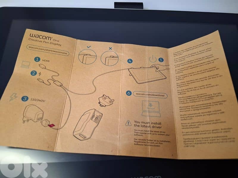 Wacom One 13" Display (DTC133) 6