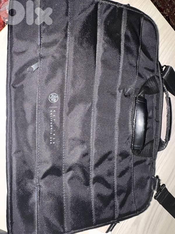 HP victus like new - still under warranty 3