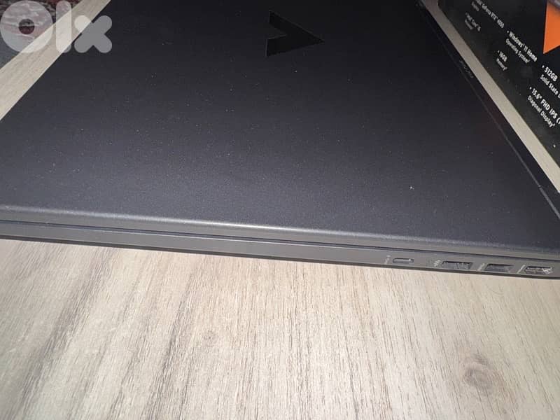 HP victus like new - still under warranty 6