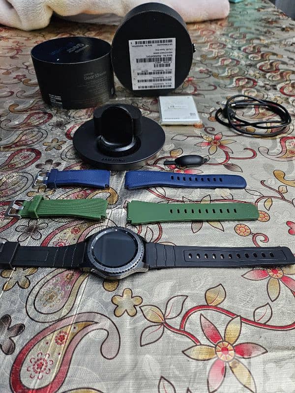 Samsung gear S3 frontier 13