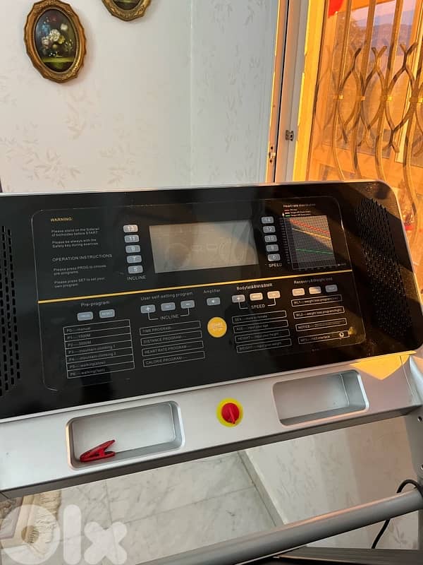 T-Smart Treadmill – Excellent Condition 1