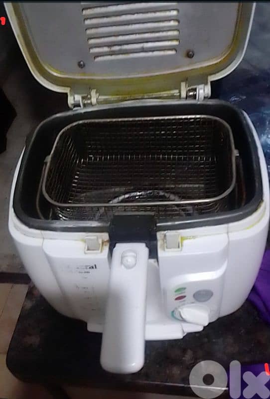AIR FRYER AND CAN ALSO BE USED FOR COKING ANY KIND OF 10$ 1