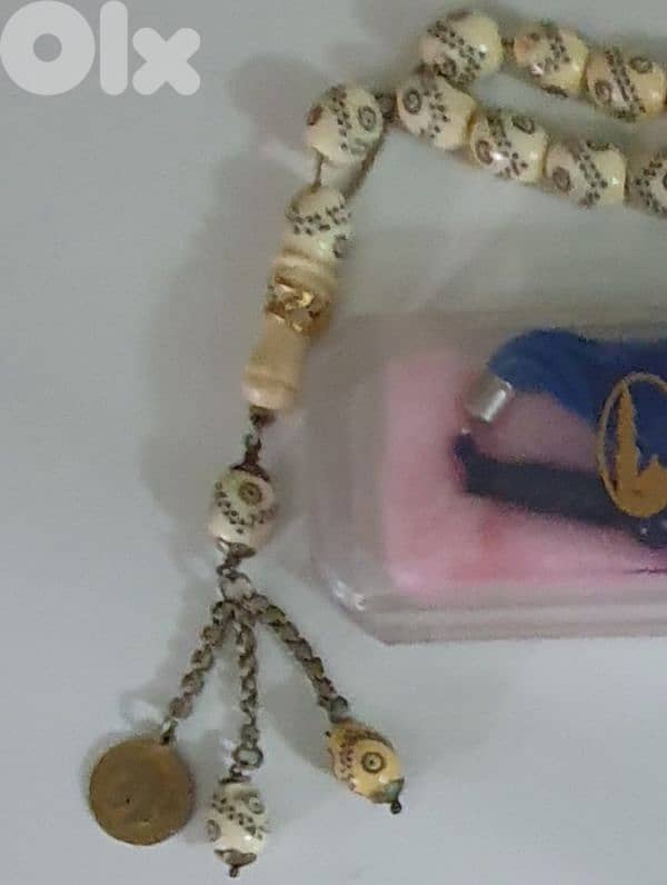 مسبحة اديم زهب و فضة و مسبحة من حاج الحرمين 2