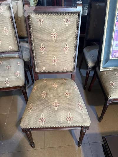 كراسي سفرة خشب زان عدد 8 كتير مرتبين