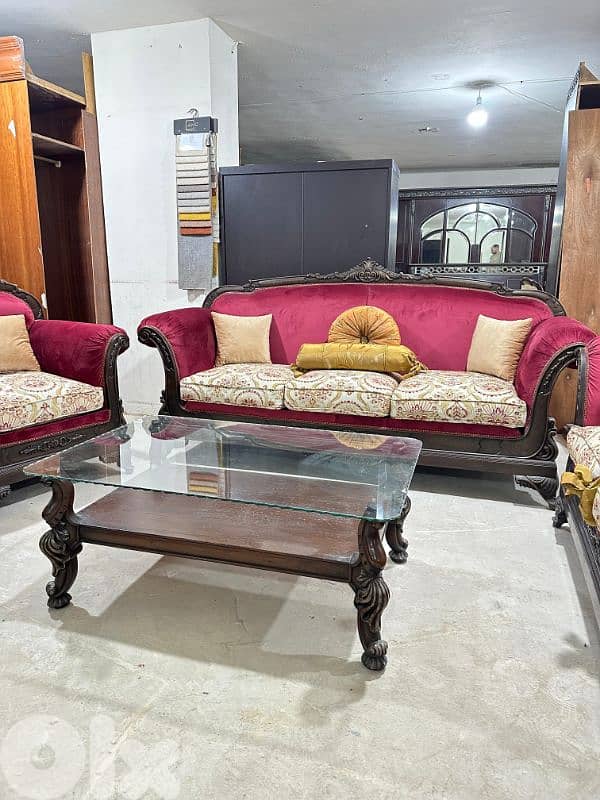 طقم كنبايات حفر خشب زان ملكي اربع قطع مع طقم طاولات 8