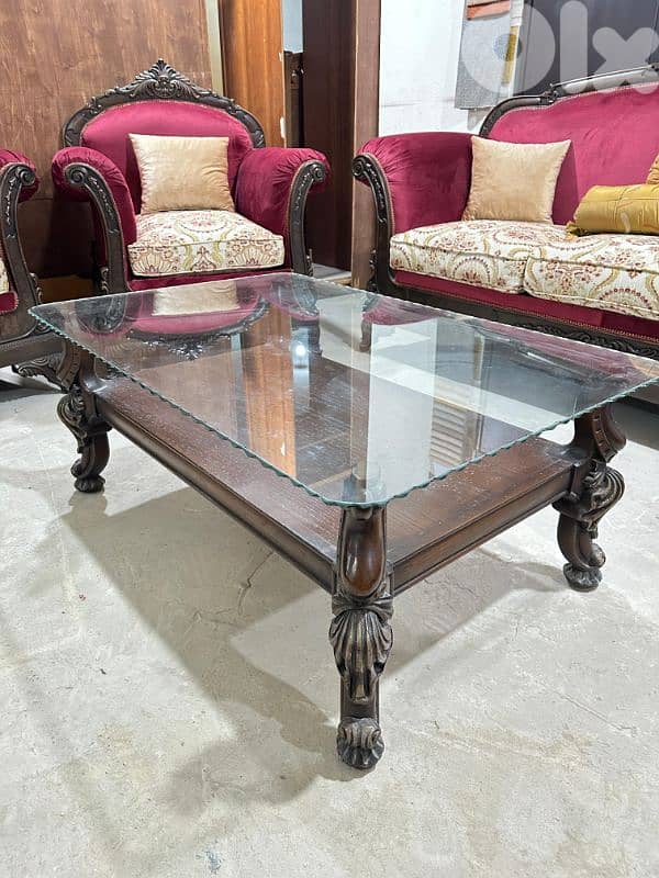 طقم كنبايات حفر خشب زان ملكي اربع قطع مع طقم طاولات 9