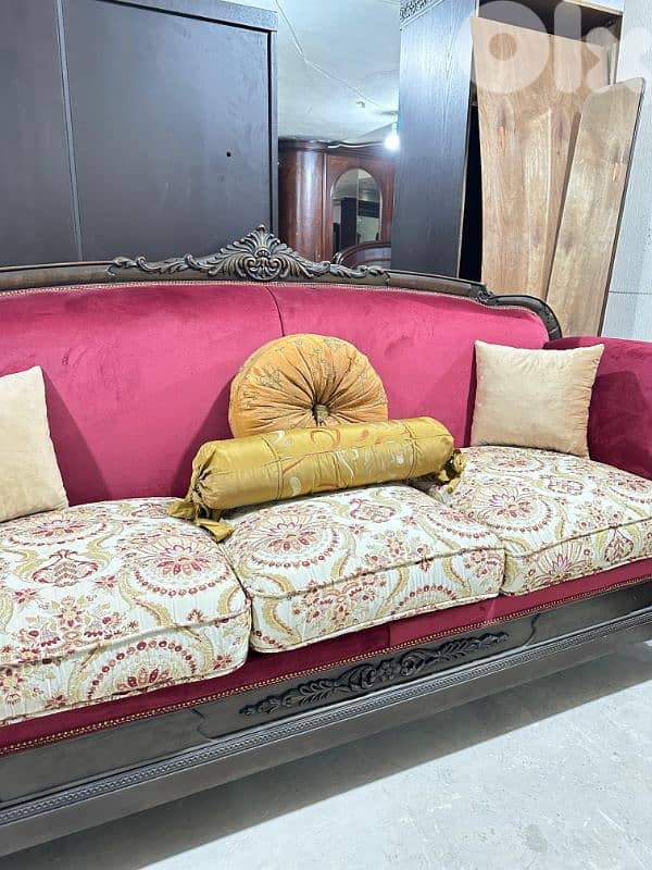 طقم كنبايات حفر خشب زان ملكي اربع قطع مع طقم طاولات 12