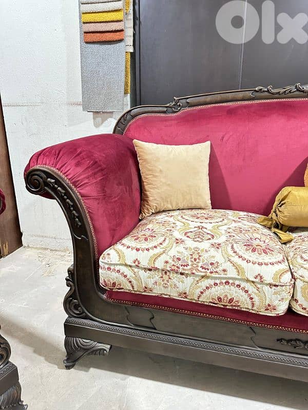 طقم كنبايات حفر خشب زان ملكي اربع قطع مع طقم طاولات 14