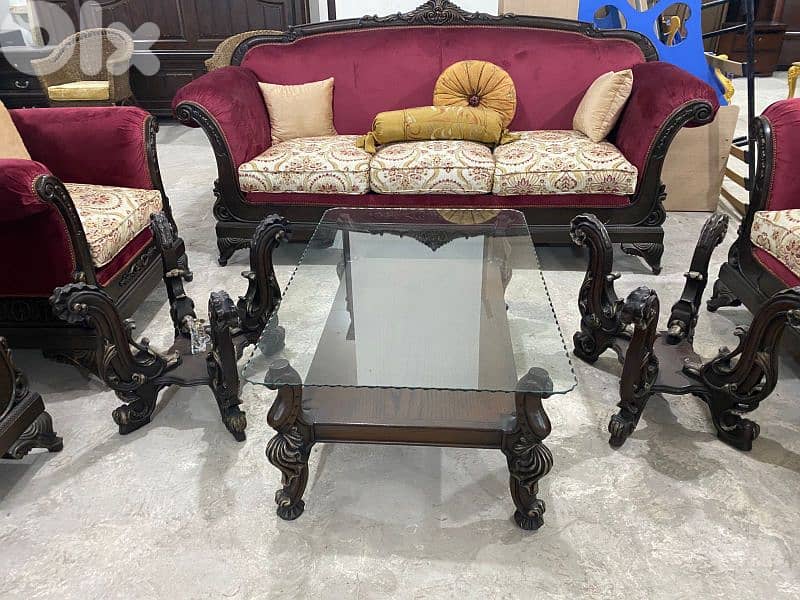 طقم كنبايات حفر خشب زان ملكي اربع قطع مع طقم طاولات 15