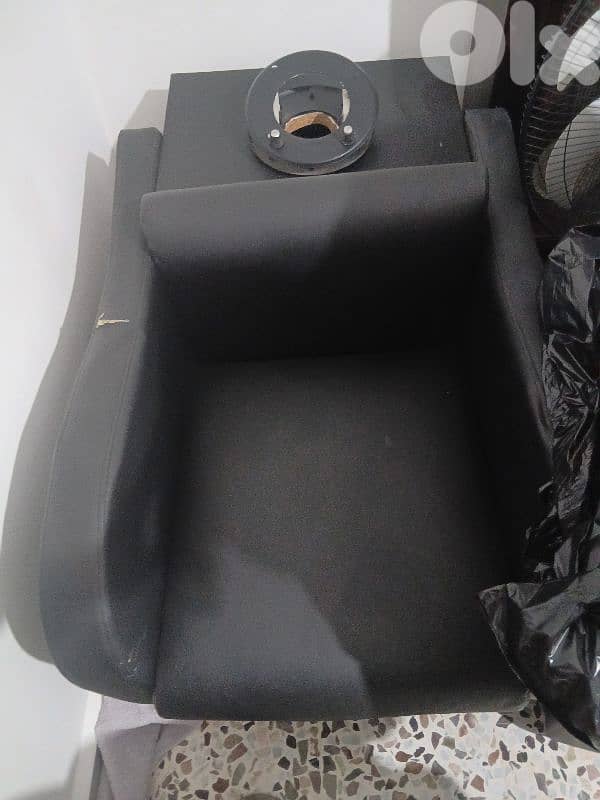 صالون حلاقة كامل للبيع 8