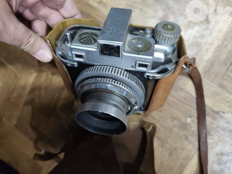 Kodak Medalist II Medium Format Film Camera w/Ektar f/3.5 100mm Lens 1