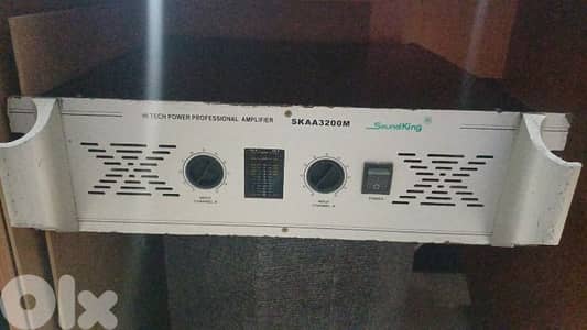 amplifier 2000w used like new