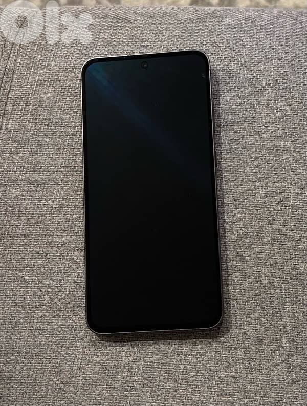 Samsung S24 FE - Super clean! 1