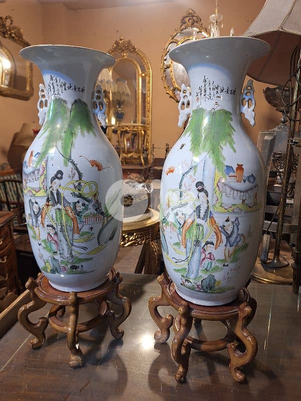 two pieces of vase porcelain Chinese's vintage handmade 1