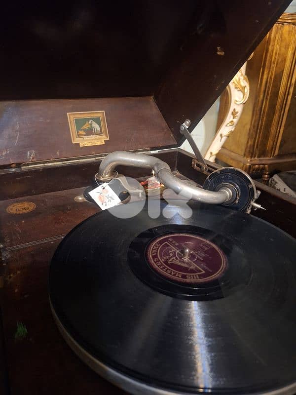 phonograph vintage England 2